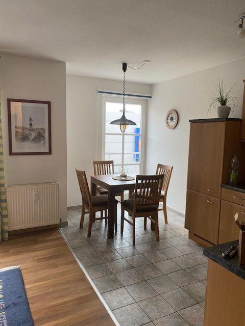 Haus-Olymp-Apartement-01-Kuehlungsborn-Nur-50-M-Bis-Zum-Strand-Ca-50-M2-2-Raeume-Sehr-Gepflegt Zewnętrze zdjęcie