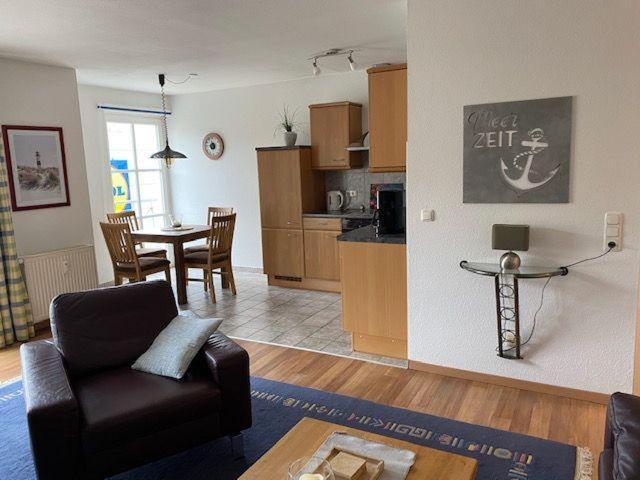 Haus-Olymp-Apartement-01-Kuehlungsborn-Nur-50-M-Bis-Zum-Strand-Ca-50-M2-2-Raeume-Sehr-Gepflegt Zewnętrze zdjęcie
